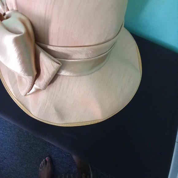 woman giovannio dress hat main image 6